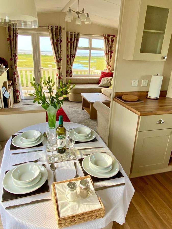 Ocean Edge Holiday Park Family Holiday Home With Spectacular Sea Views Heysham Bagian luar foto