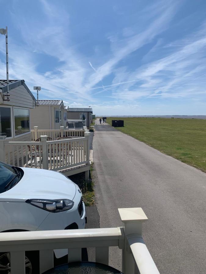 Ocean Edge Holiday Park Family Holiday Home With Spectacular Sea Views Heysham Bagian luar foto